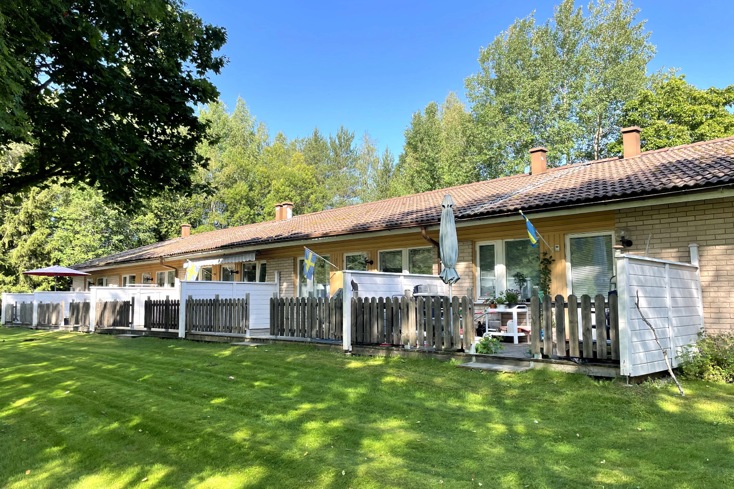 Huggarvägen 3, Baksida